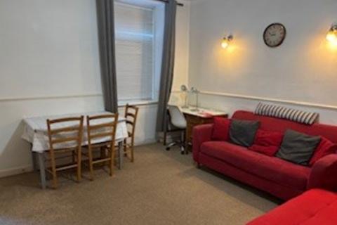 2 bedroom flat to rent, Urquhart Road, City Centre, Aberdeen, AB24