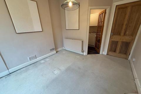 1 bedroom flat to rent, Dickson Street, Edinburgh EH6