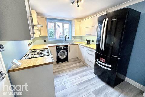 3 bedroom semi-detached house for sale, Keeble Way, Braintree