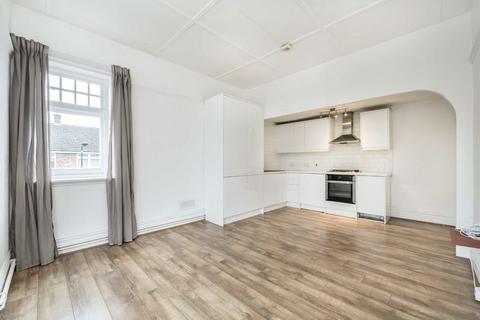 1 bedroom flat for sale, Inverton Road, London SE15