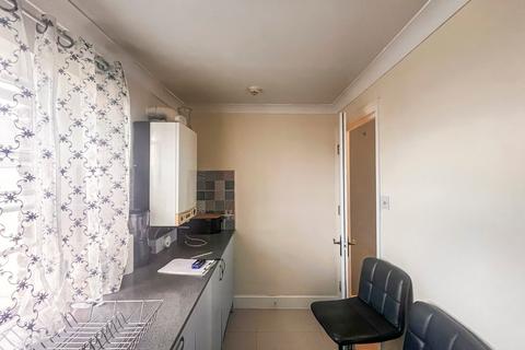 1 bedroom flat for sale, Harmer Street, Gravesend, DA12