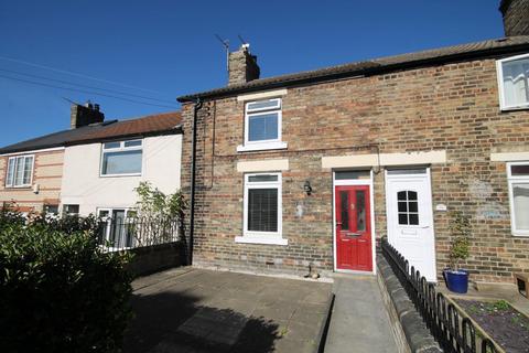 2 bedroom terraced house to rent, High Grange, Crook