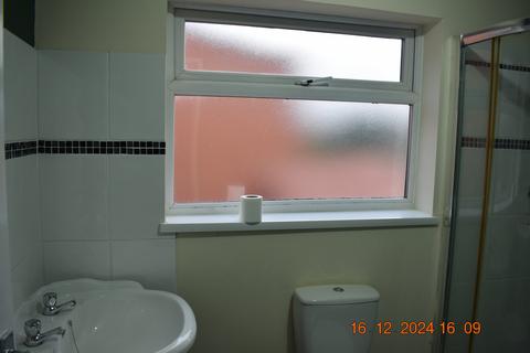 3 bedroom terraced house to rent, Heath End Road, Nuneaton CV10