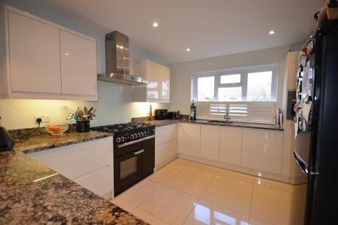 5 bedroom detached house for sale, Shefford Road, Clifton, Shefford