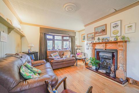 6 Bell Field, Tanworth In Arden, Solihull, B94 5AW