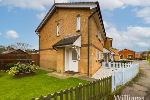 2 bedroom end of terrace house for sale, Parker Walk, Aylesbury HP19