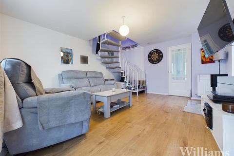 2 bedroom end of terrace house for sale, Parker Walk, Aylesbury HP19