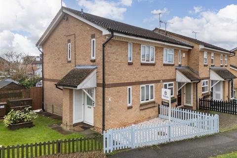 2 bedroom end of terrace house for sale, Parker Walk, Aylesbury HP19