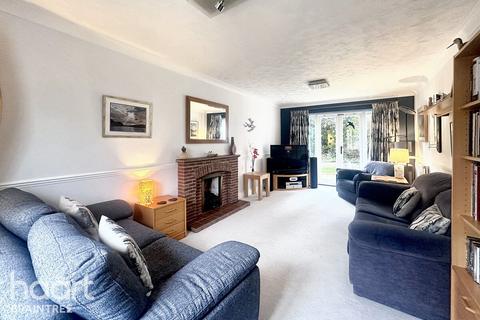 16 Gore Lane, Rayne, Braintree, CM77 6TU