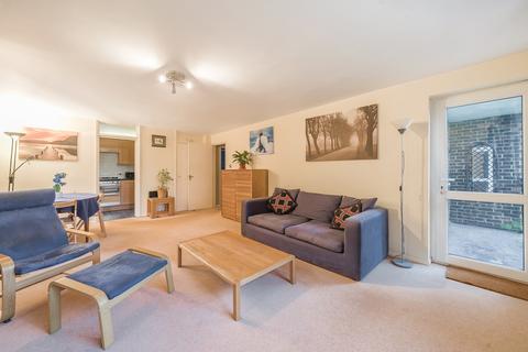 1 bedroom apartment for sale, Parkside Court, 23 Alexandra Road, Epsom