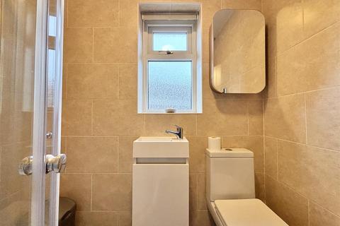5 Bramble Close, Clayton, Bradford, BD14 6NN