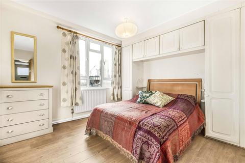 undefined, Gee Street, London, EC1V