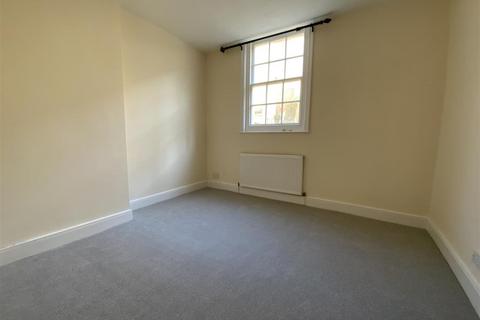 1 bedroom flat to rent, Brunswick Square, Hove