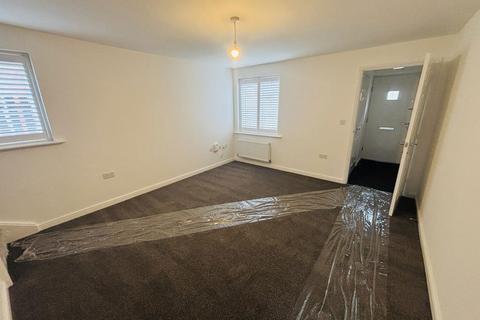 2 bedroom house to rent, HAWTHORN CLOSE, BOSTON