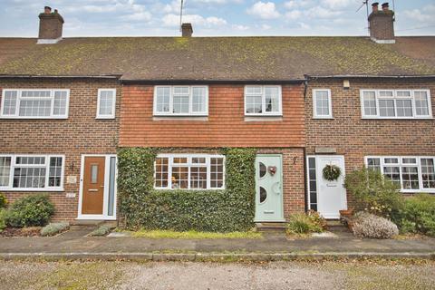 3 bedroom terraced house for sale, The Street, Newington, CT18