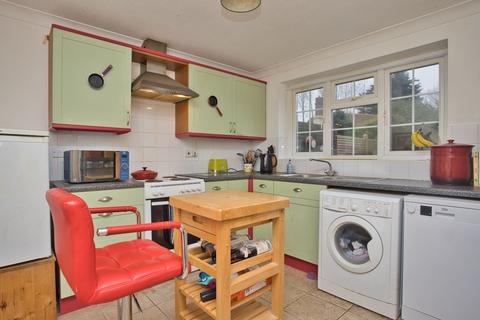 3 bedroom terraced house for sale, The Street, Newington, CT18