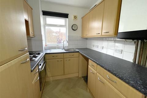 2 bedroom maisonette to rent, Hogg Lane, Grays, Essex, RM17