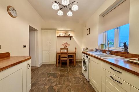 1 bedroom cottage for sale, Highgate Road, Bradford BD13