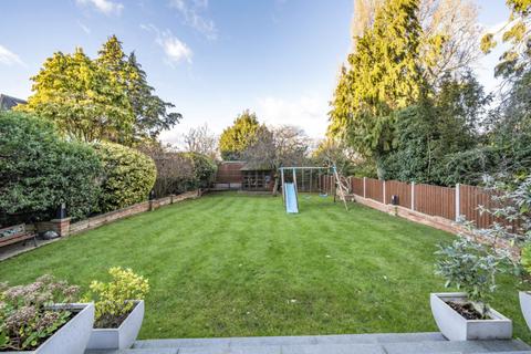 4 bedroom detached house for sale, Heathcroft, Ealing W5 3EZ