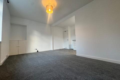 2 bedroom flat to rent, Green Terrace, Hawick, TD9