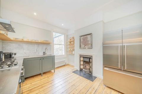 3 bedroom flat for sale, Holmewood Road, London SW2