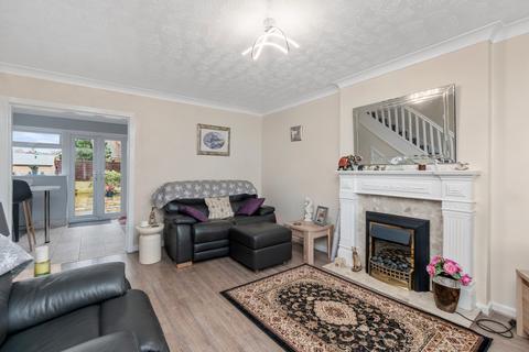 3 bedroom semi-detached house for sale, Elgin Avenue, Ashton-In-Makerfield, WN4