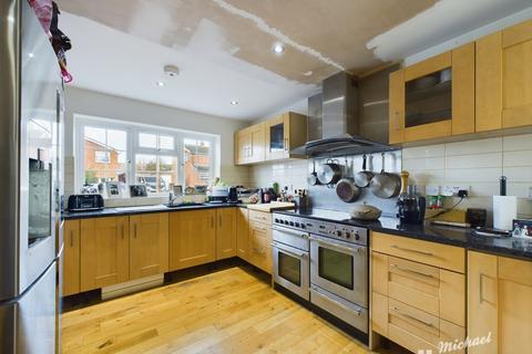 5 bedroom detached house for sale, Cautley Close,