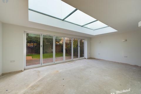 undefined, Cautley Close, Quainton
