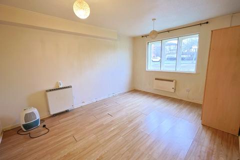 1 bedroom flat for sale, Springwood Crescent, Edgware, Greater London, HA8