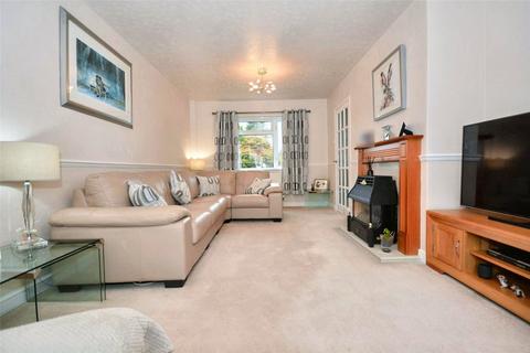 2 bedroom semi-detached house for sale, Lodge Road, Pudsey, West Yorkshire