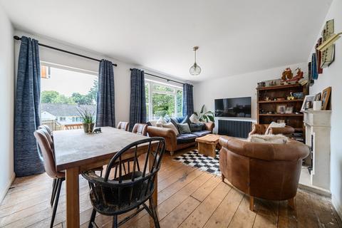 undefined, West Hill Road, West Hill