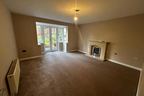 4 bedroom detached house to rent, Bower Cup Fold, Churchfields, Stalybridge