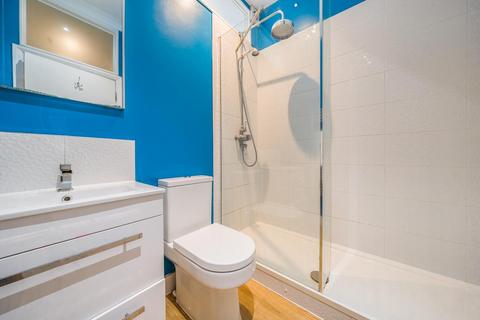 187b Ross Road, South Norwood, London, SE25 6TN