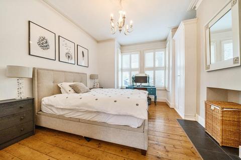 1 bedroom flat for sale, Skelbrook Street, Earlsfield