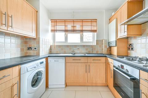 2 bedroom flat to rent, Studley Road, Stockwell, London, SW4