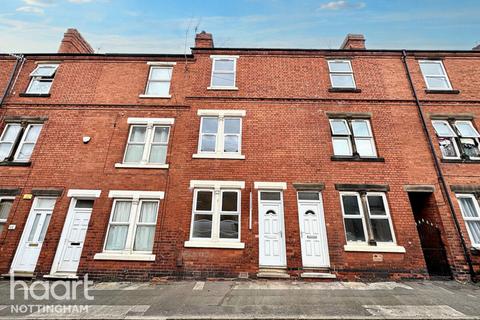 3 bedroom terraced house to rent, Eland Street, Nottingham