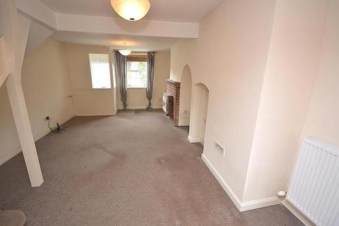 2 bedroom semi-detached house to rent, Back Road, Writtle, CM1