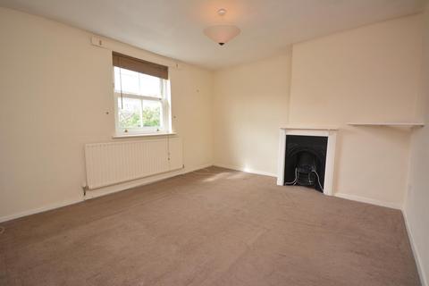 2 bedroom semi-detached house to rent, Back Road, Writtle, CM1