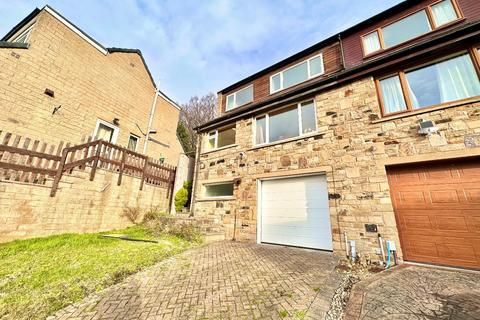 4 bedroom semi-detached house for sale, Cranwood Drive, Huddersfield