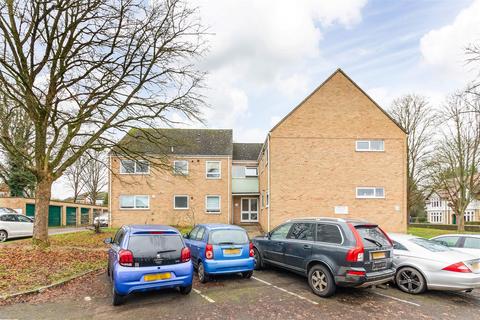 10 Boundary Close, Woodstock, OX20 1LR