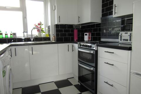 2 bedroom terraced house to rent, Highbury Street, Portsmouth PO1