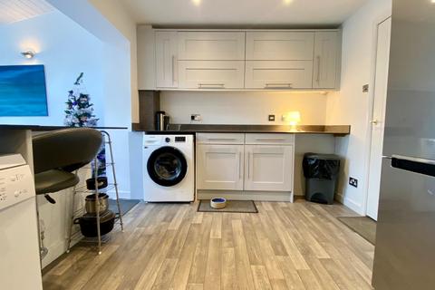 8 Fairlynch Close, Braunton, EX33 1JB
