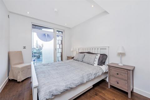 1 bedroom flat for sale, Palace View, 1 Lambeth High Street, Vauxhall, London SE1