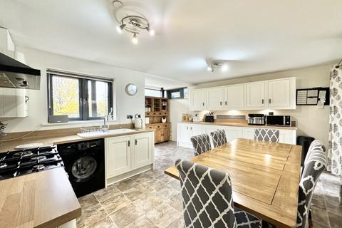 4 bedroom terraced house for sale, Goldcrest Road, Allerton Bywater