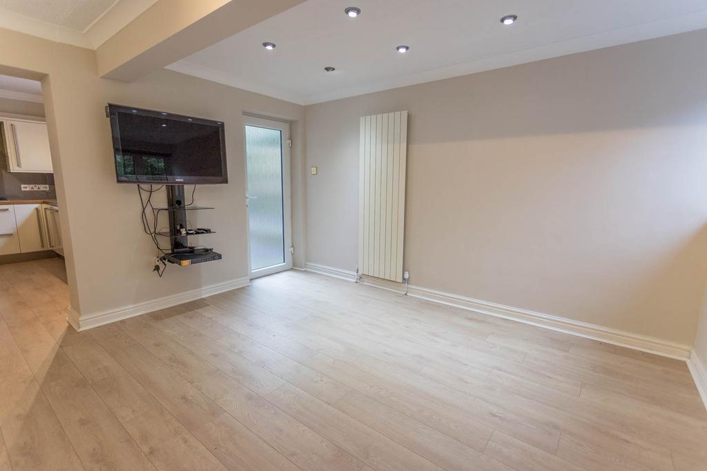 Breakfast Room/Utility Room