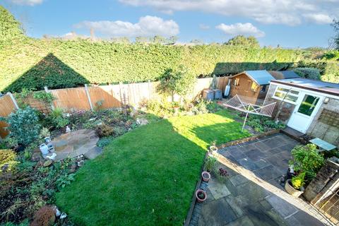 4 bedroom detached house for sale, Gorselands, Newbury, RG14