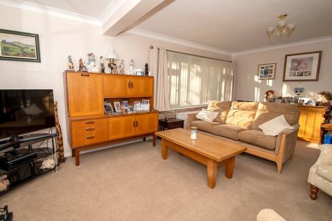 4 bedroom detached house for sale, Gorselands, Newbury, RG14