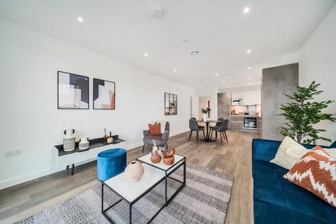 undefined, 4 Woodlands Avenue, Acton W3