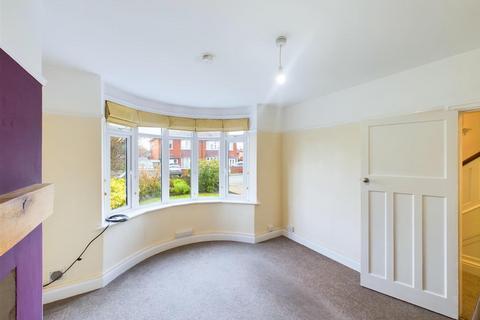 3 bedroom house to rent, Oak Drive, Oswestry, Shropshire