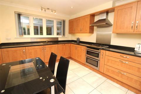 5 bedroom detached house for sale, Anthorne Close, Potters Bar EN6